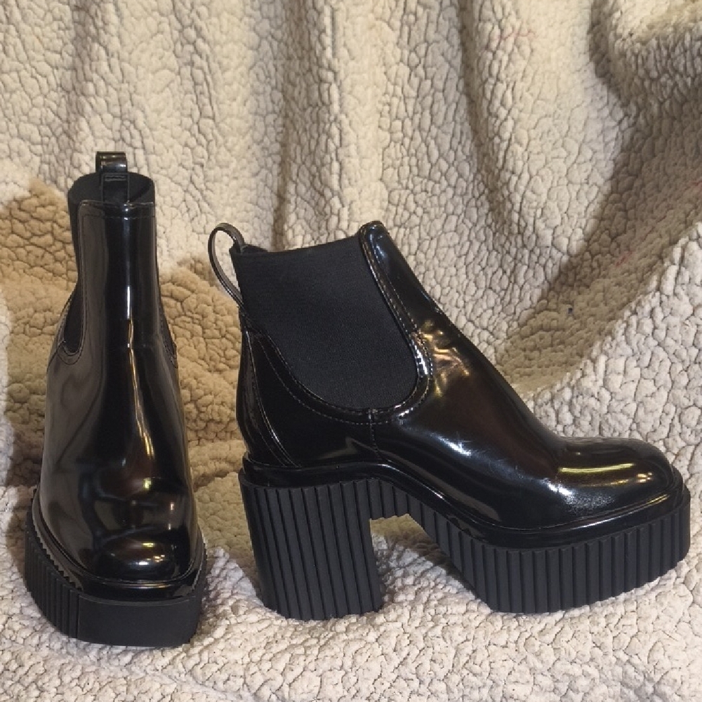 Gianni Bini Glossy Black Heeled Ankle Boots